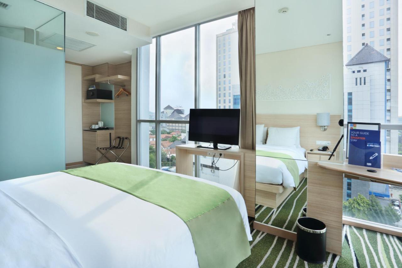 Holiday Inn Express Semarang Simpang Lima By Ihg Εξωτερικό φωτογραφία