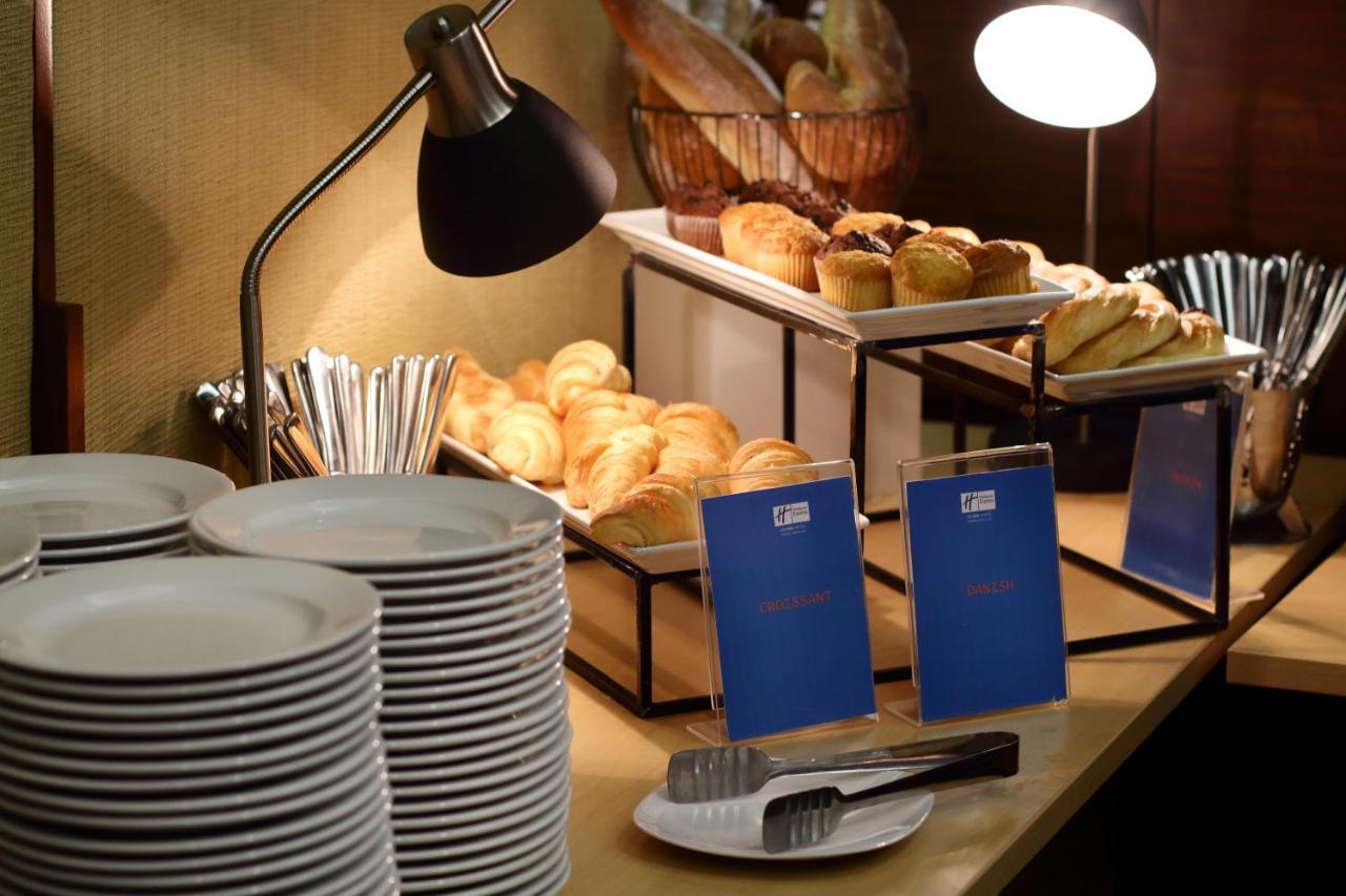 Holiday Inn Express Semarang Simpang Lima By Ihg Εξωτερικό φωτογραφία