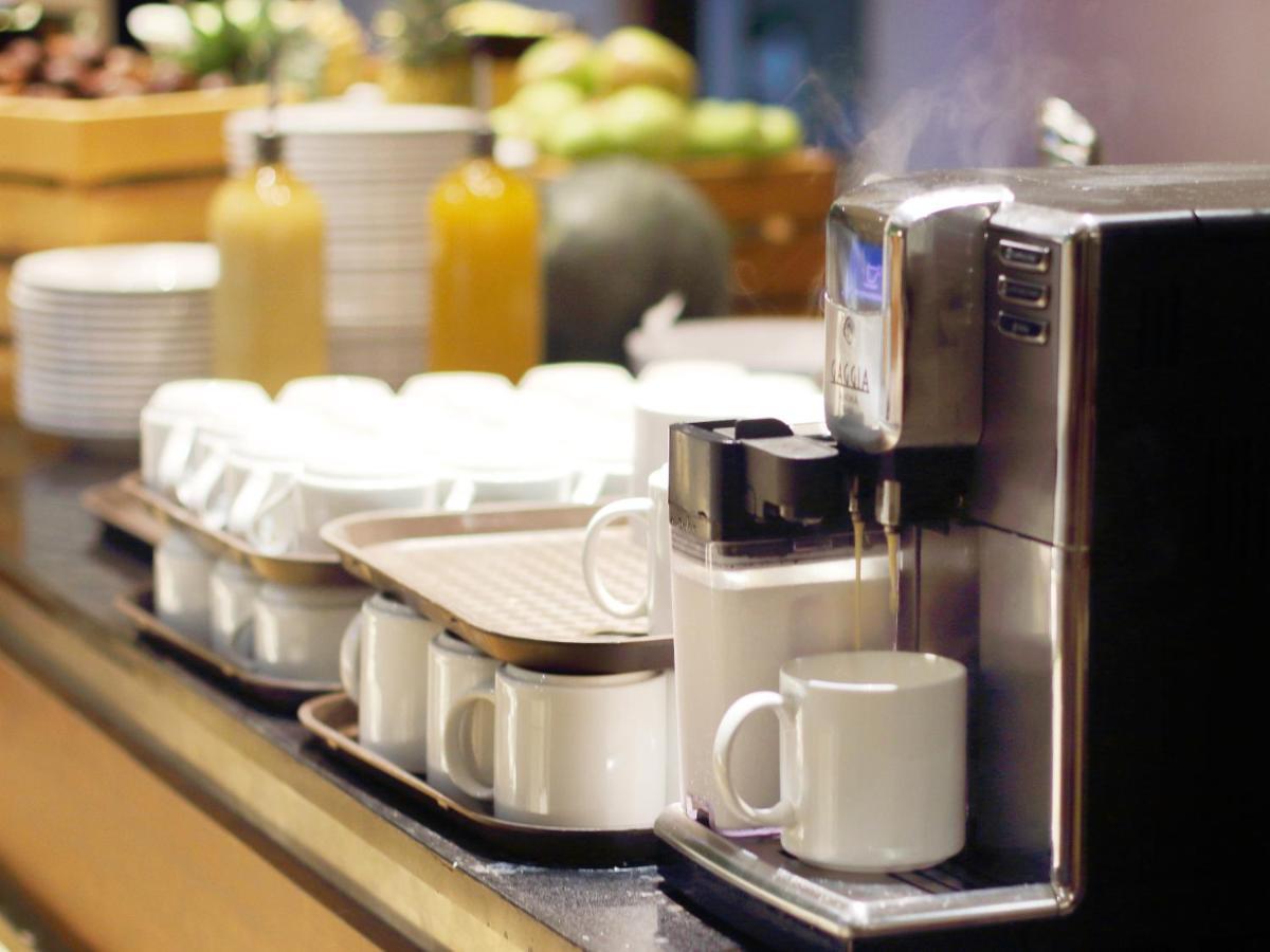 Holiday Inn Express Semarang Simpang Lima By Ihg Εξωτερικό φωτογραφία
